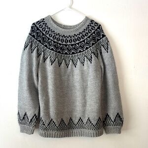 Handmade Vintage Fair Isle Wool Gray and Black  Sweater Unisex L/XL